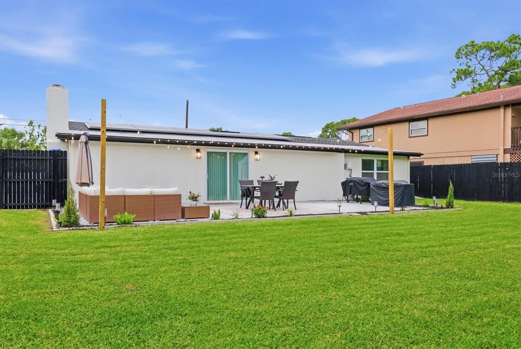 Active With Contract: $499,000 (3 beds, 2 baths, 1871 Square Feet)