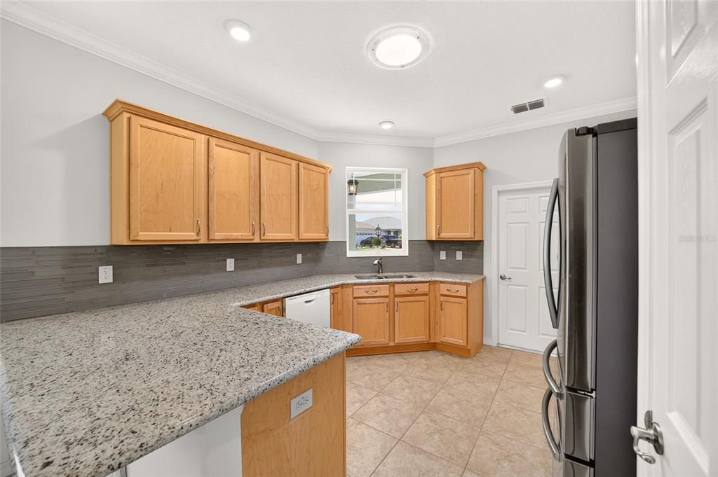 For Sale: $259,900 (2 beds, 2 baths, 1344 Square Feet)