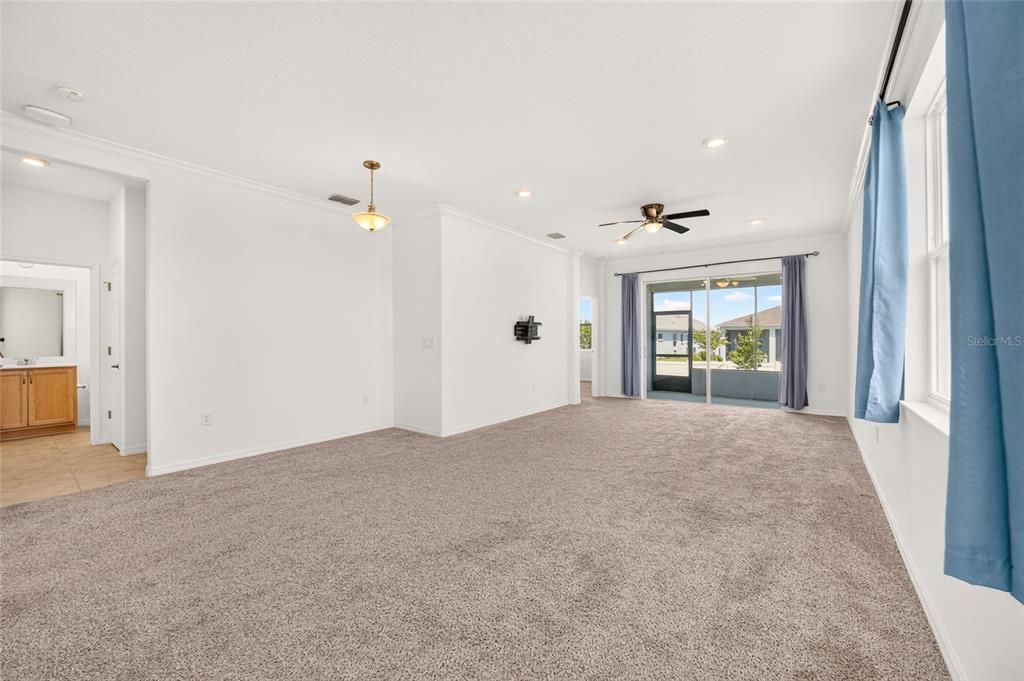 For Sale: $259,900 (2 beds, 2 baths, 1344 Square Feet)