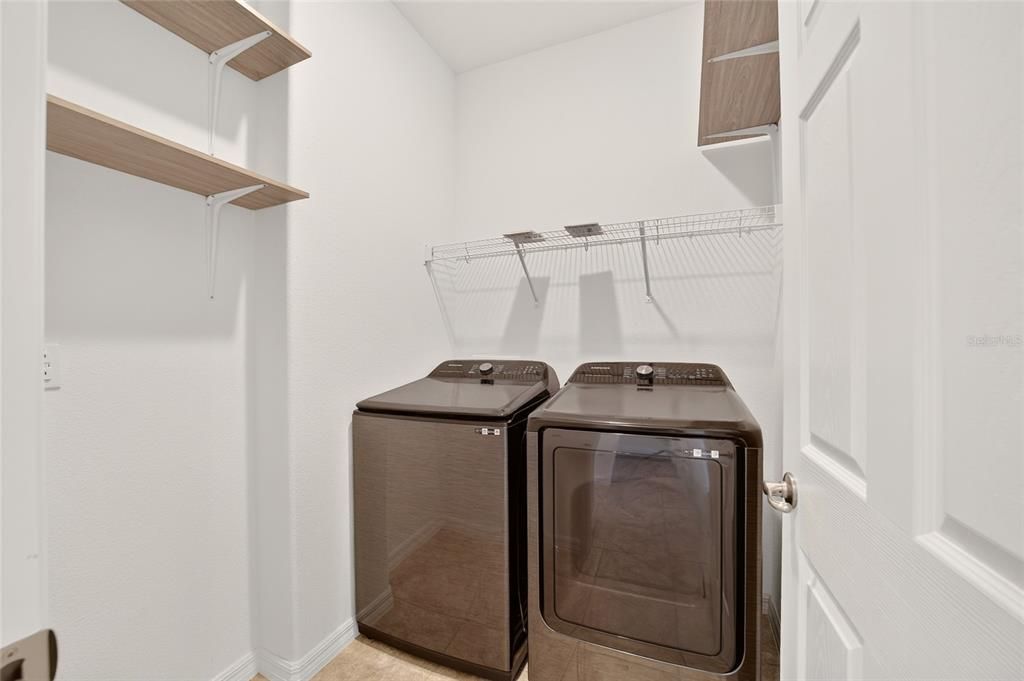 For Sale: $259,900 (2 beds, 2 baths, 1344 Square Feet)