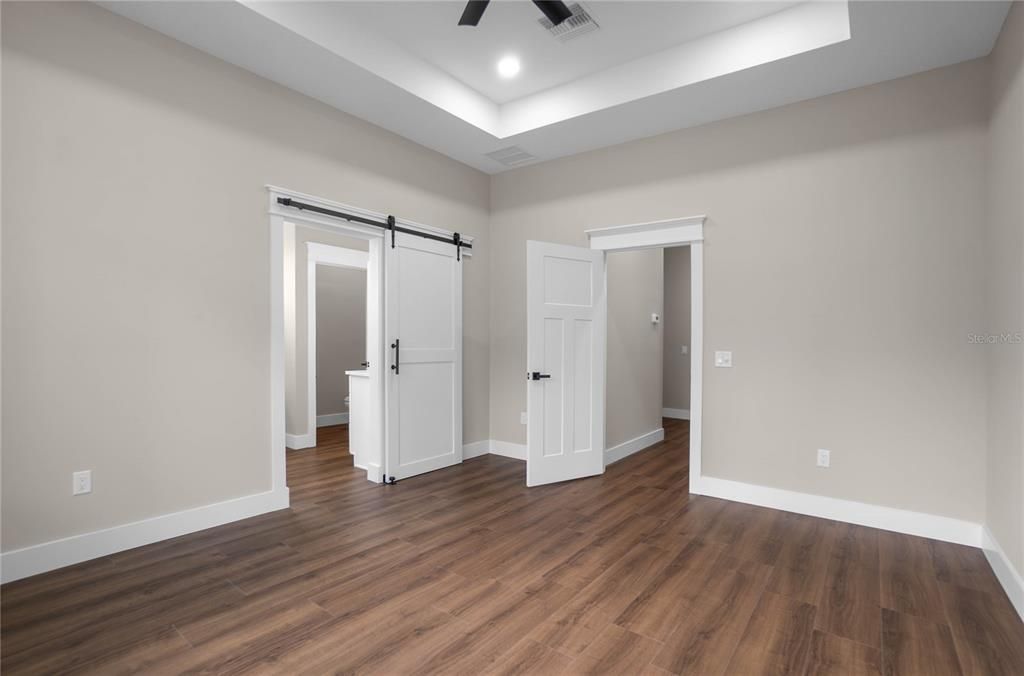 For Sale: $389,000 (3 beds, 2 baths, 1688 Square Feet)