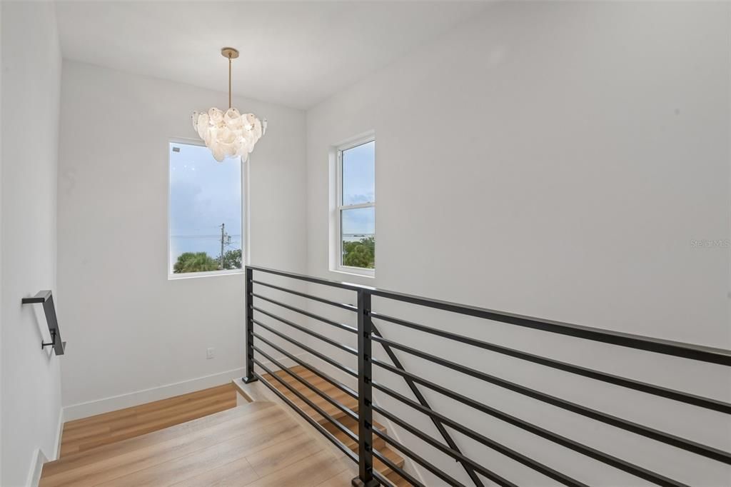 En Venta: $1,875,000 (5 camas, 3 baños, 3310 Pies cuadrados)