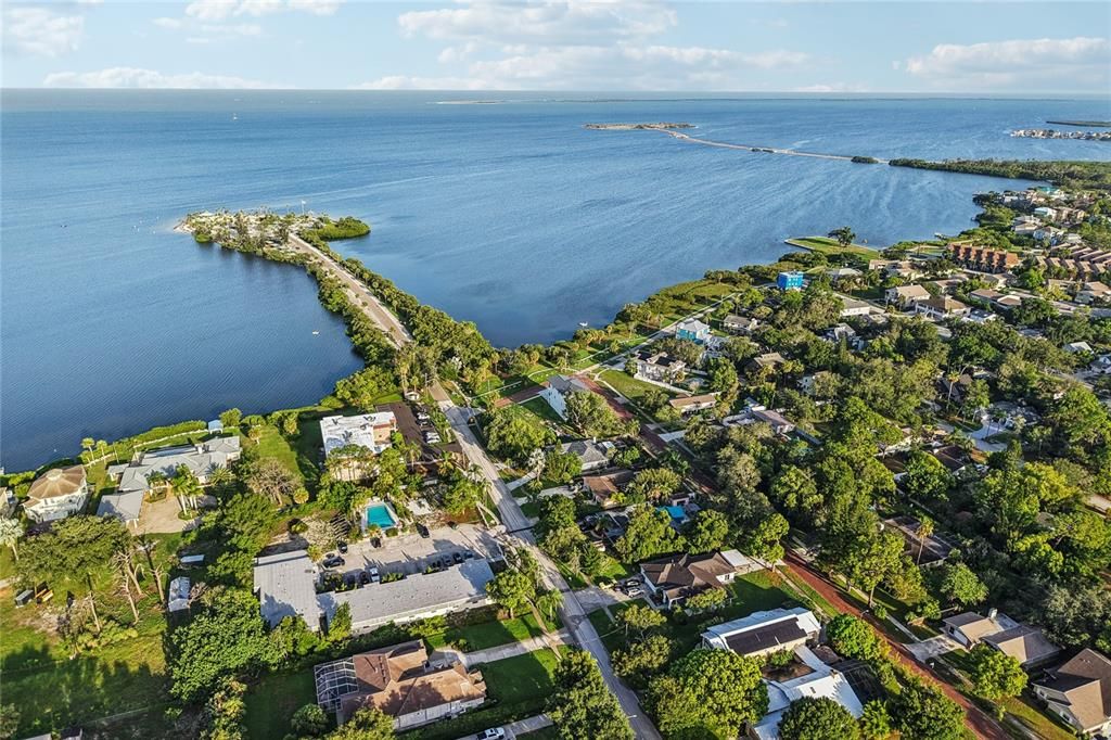 En Venta: $1,875,000 (5 camas, 3 baños, 3310 Pies cuadrados)
