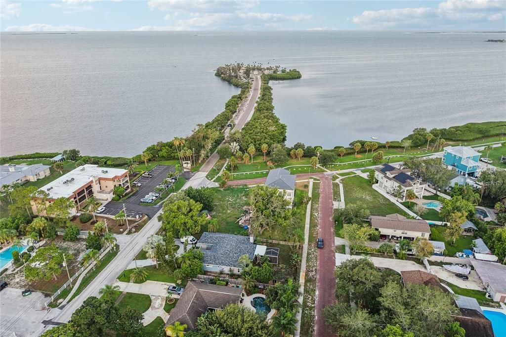 En Venta: $1,875,000 (5 camas, 3 baños, 3310 Pies cuadrados)