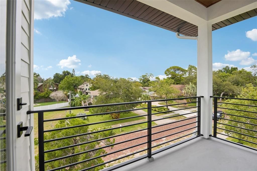 En Venta: $1,875,000 (5 camas, 3 baños, 3310 Pies cuadrados)