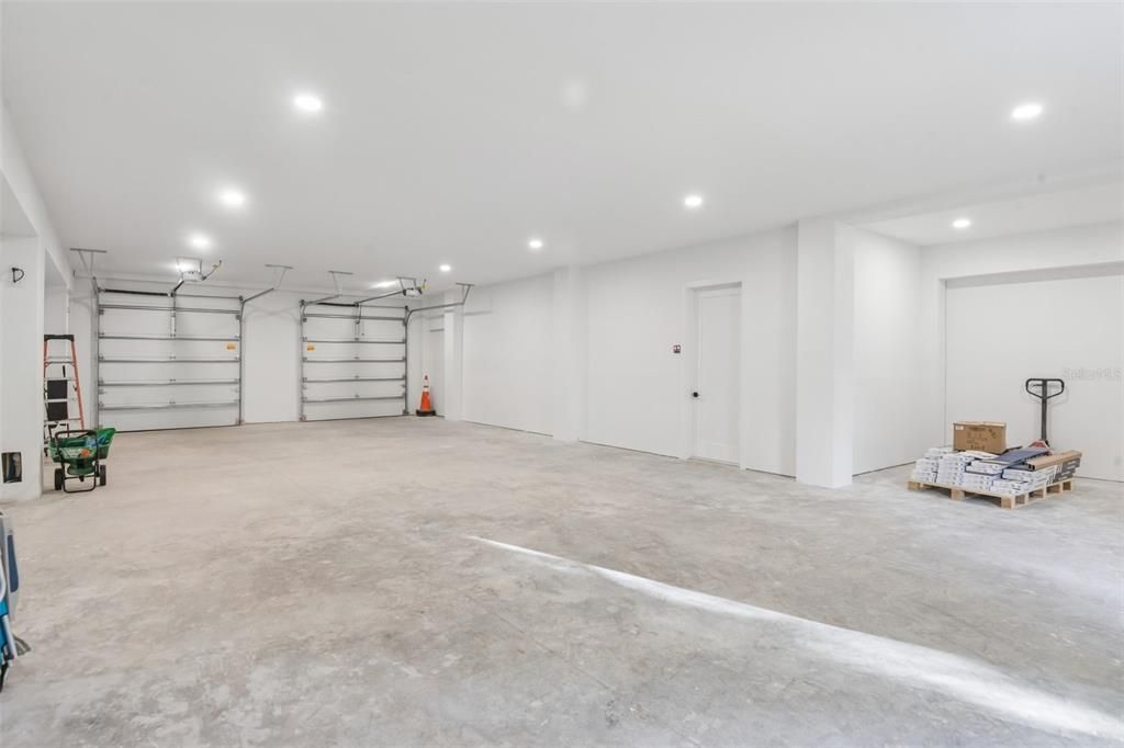 En Venta: $1,875,000 (5 camas, 3 baños, 3310 Pies cuadrados)