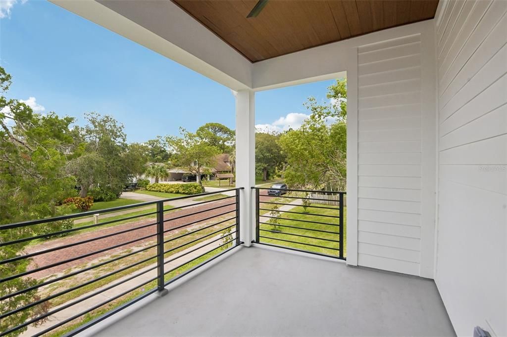 En Venta: $1,875,000 (5 camas, 3 baños, 3310 Pies cuadrados)