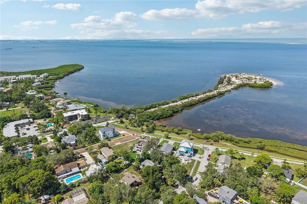 En Venta: $1,875,000 (5 camas, 3 baños, 3310 Pies cuadrados)