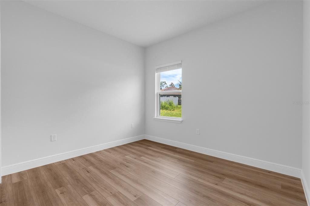 En Venta: $319,000 (4 camas, 3 baños, 1865 Pies cuadrados)