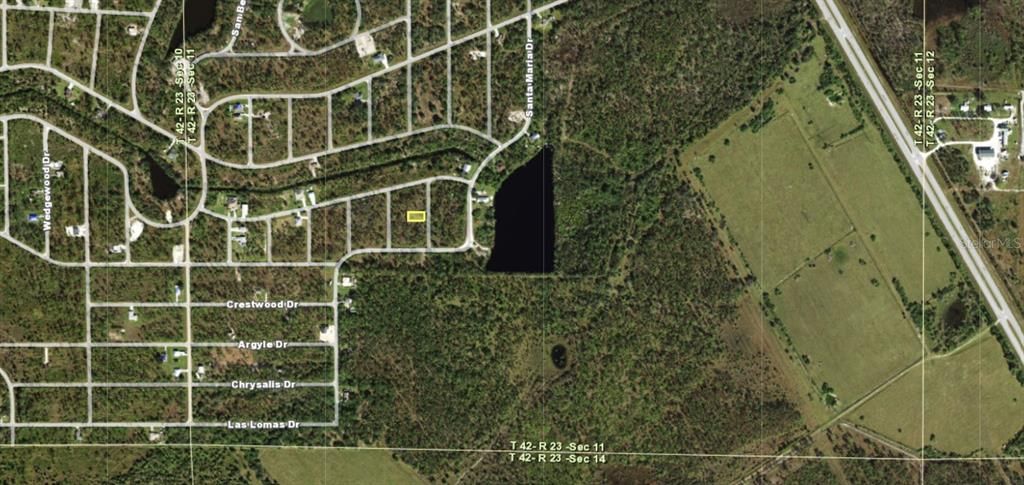 На продажу: $9,999 (0.17 acres)