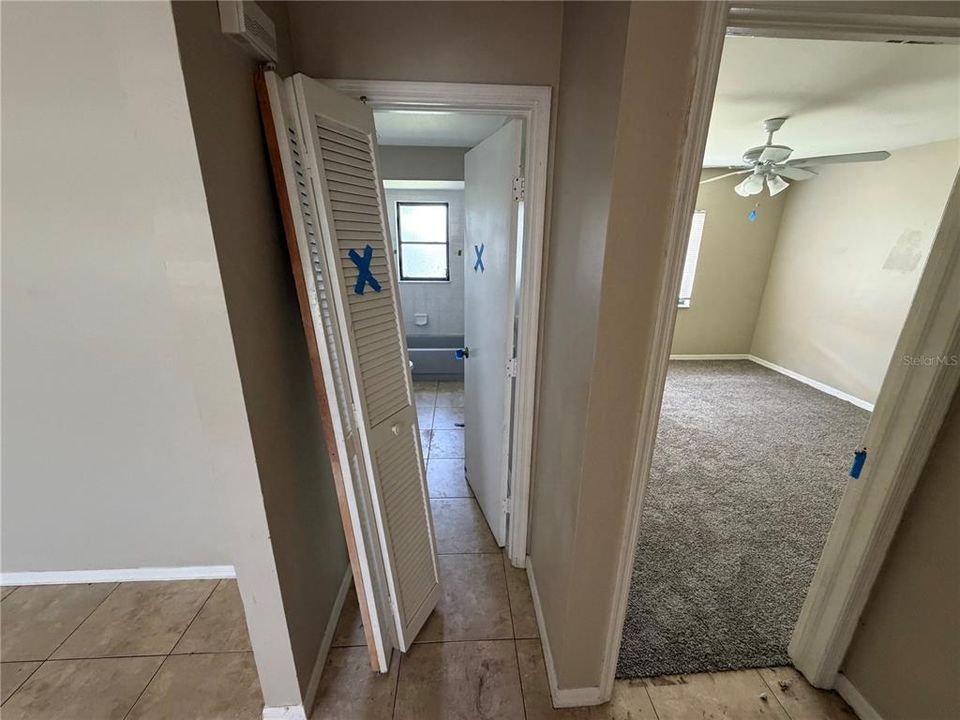 Active With Contract: $139,900 (3 beds, 2 baths, 1502 Square Feet)