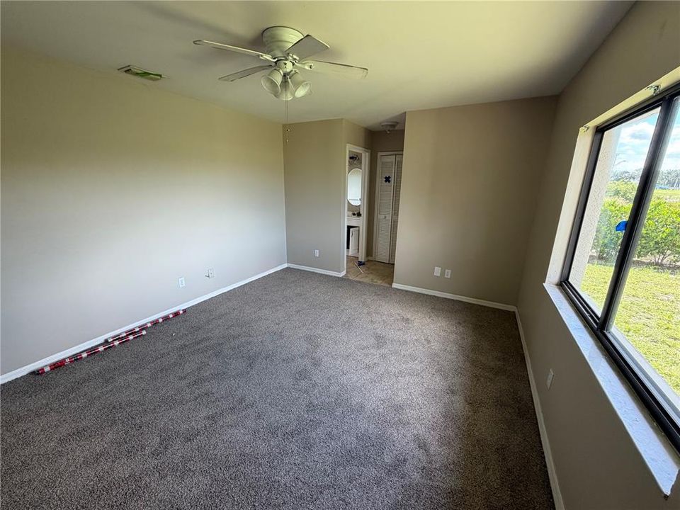 Active With Contract: $139,900 (3 beds, 2 baths, 1502 Square Feet)