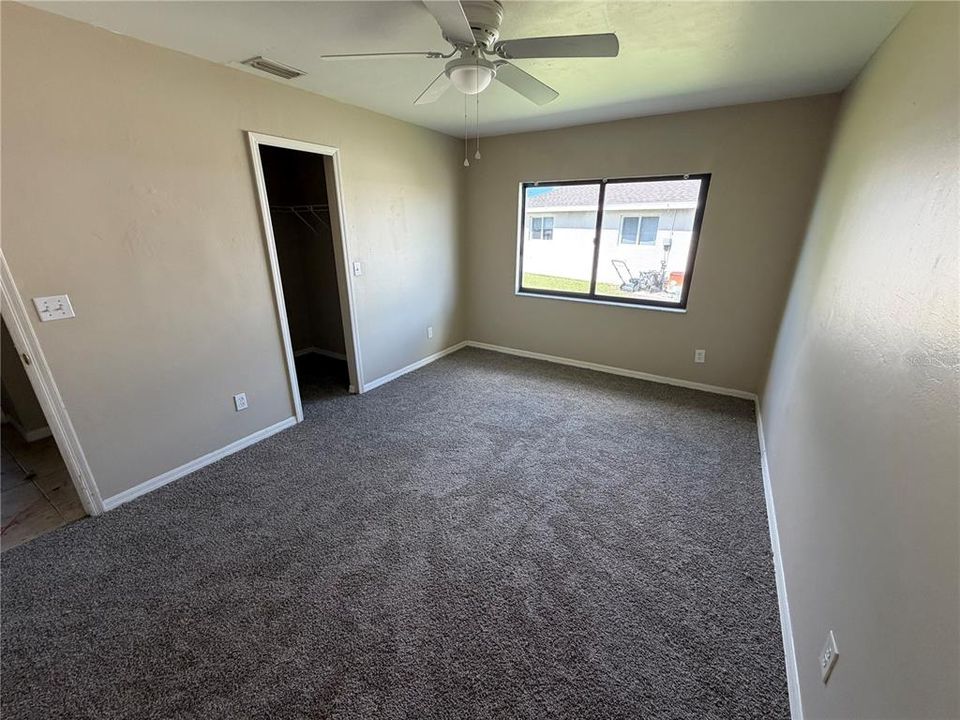 Active With Contract: $139,900 (3 beds, 2 baths, 1502 Square Feet)