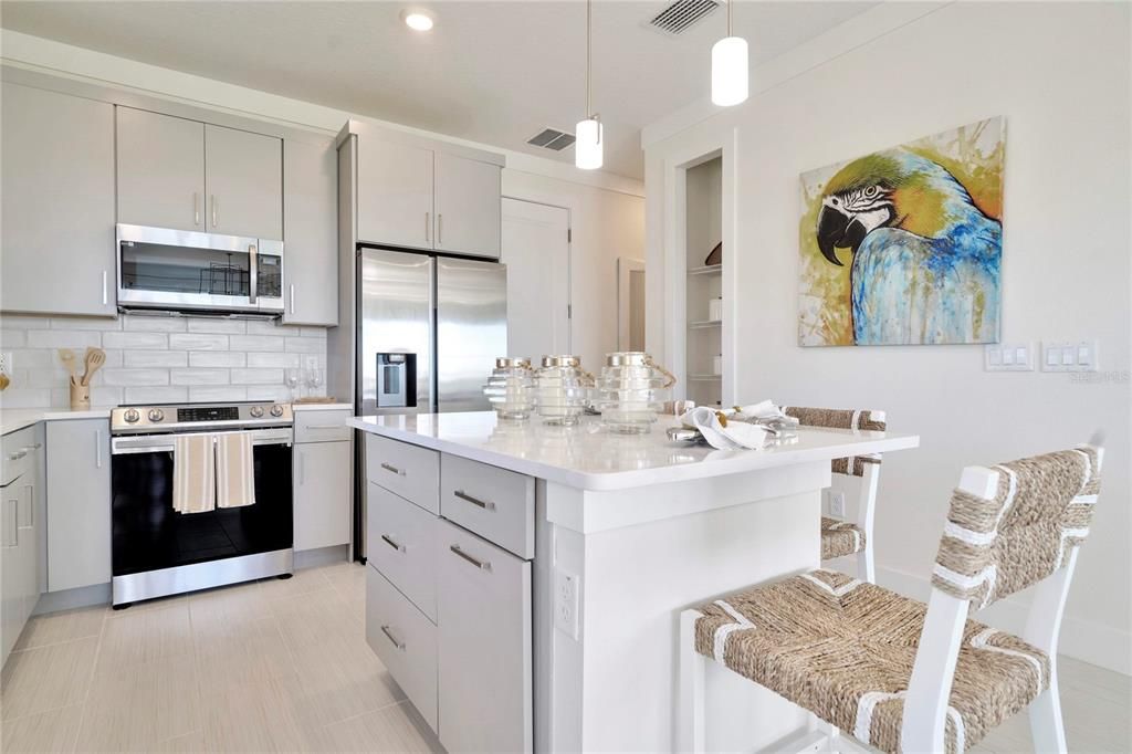 En Venta: $453,763 (3 camas, 2 baños, 1857 Pies cuadrados)