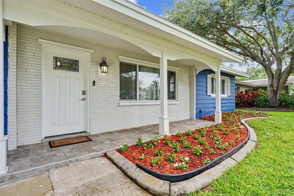 En Venta: $585,000 (3 camas, 2 baños, 1647 Pies cuadrados)