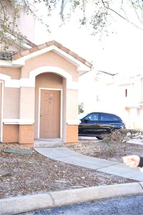For Rent: $2,000 (2 beds, 2 baths, 1175 Square Feet)