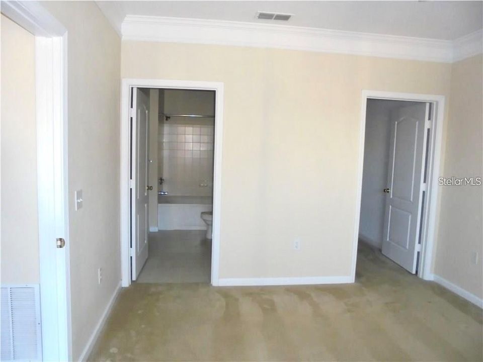 For Rent: $2,000 (2 beds, 2 baths, 1175 Square Feet)