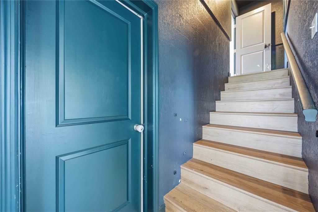 En Venta: $479,000 (3 camas, 2 baños, 2418 Pies cuadrados)
