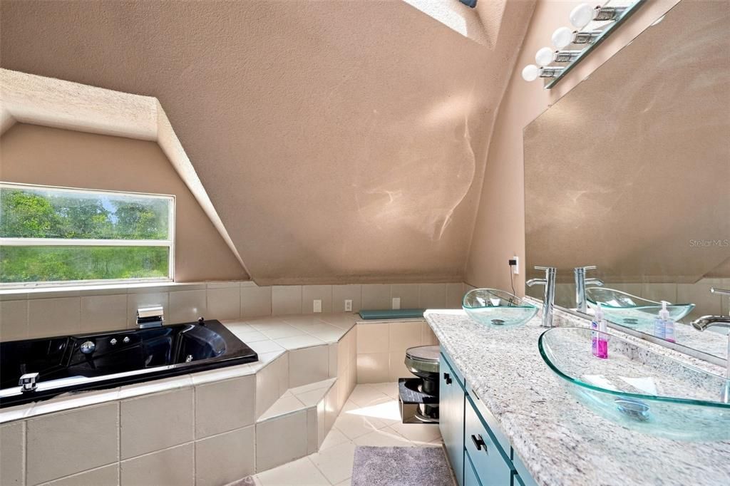 На продажу: $495,000 (5 спален, 3 ванн, 2691 Квадратных фут)