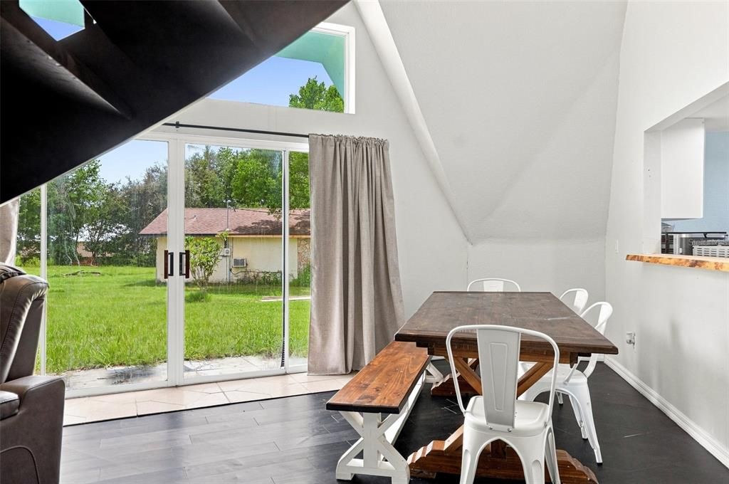 На продажу: $495,000 (5 спален, 3 ванн, 2691 Квадратных фут)