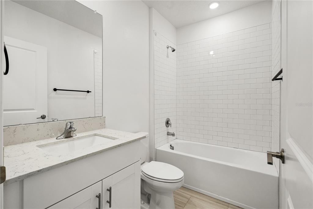 En Venta: $489,000 (6 camas, 3 baños, 3326 Pies cuadrados)