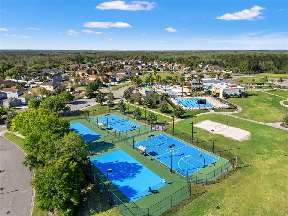 En Venta: $489,000 (6 camas, 3 baños, 3326 Pies cuadrados)