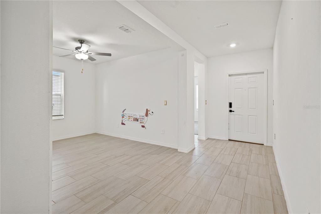 En Venta: $489,000 (6 camas, 3 baños, 3326 Pies cuadrados)