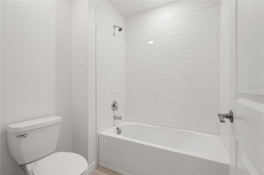 En Venta: $489,000 (6 camas, 3 baños, 3326 Pies cuadrados)