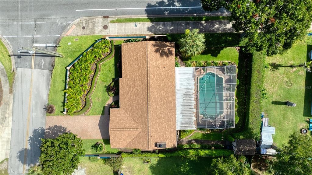 For Sale: $325,000 (3 beds, 2 baths, 1429 Square Feet)