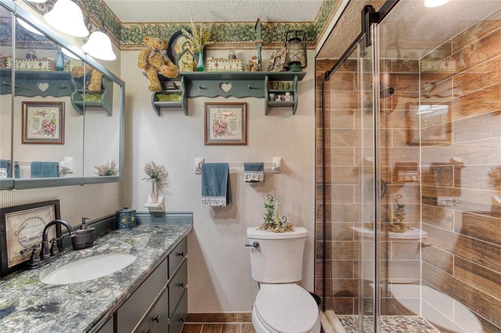 For Sale: $325,000 (3 beds, 2 baths, 1429 Square Feet)