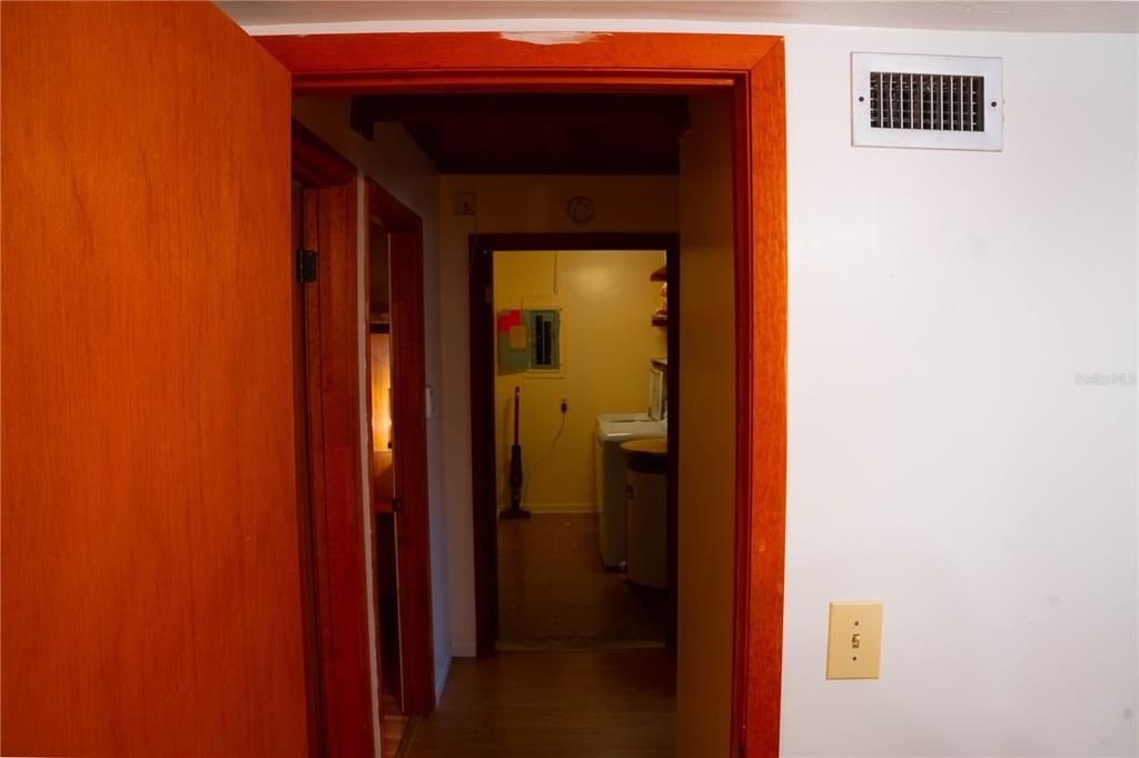 На продажу: $395,000 (4 спален, 3 ванн, 2401 Квадратных фут)