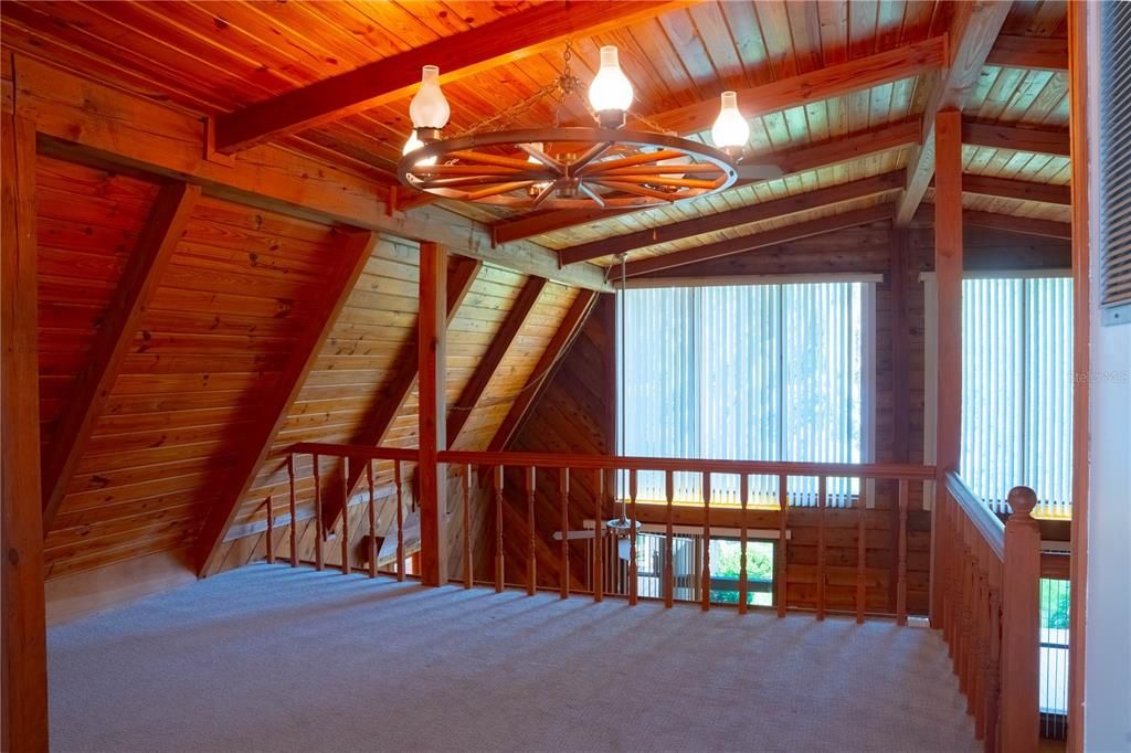 На продажу: $395,000 (4 спален, 3 ванн, 2401 Квадратных фут)