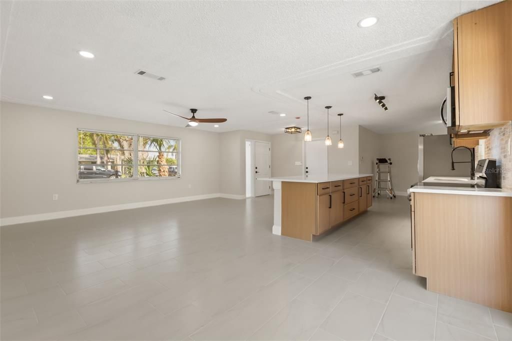 : $399,999 (4 camas, 2 baños, 1758 Pies cuadrados)
