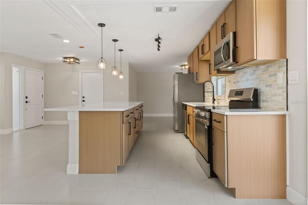 : $399,999 (4 camas, 2 baños, 1758 Pies cuadrados)
