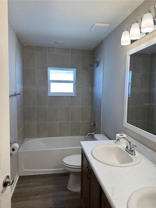 В аренду: $2,895 (3 спален, 2 ванн, 2005 Квадратных фут)
