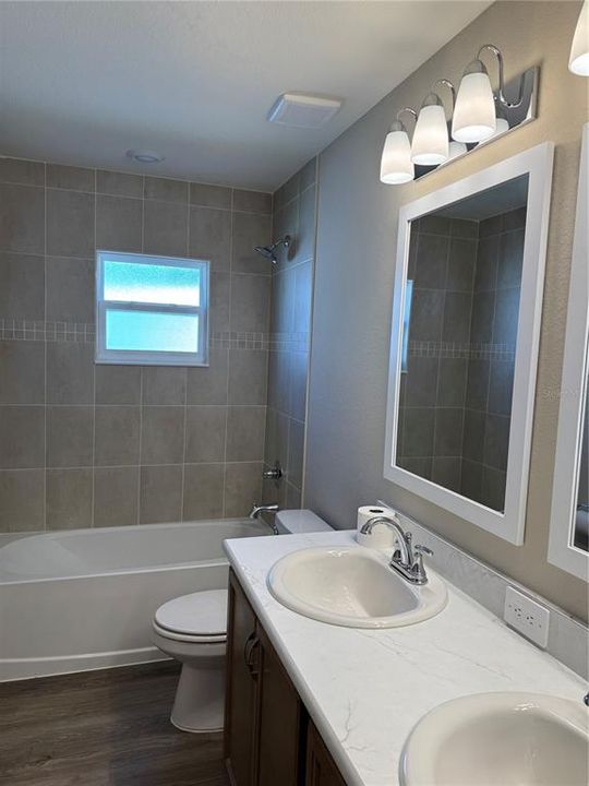 В аренду: $2,895 (3 спален, 2 ванн, 2005 Квадратных фут)