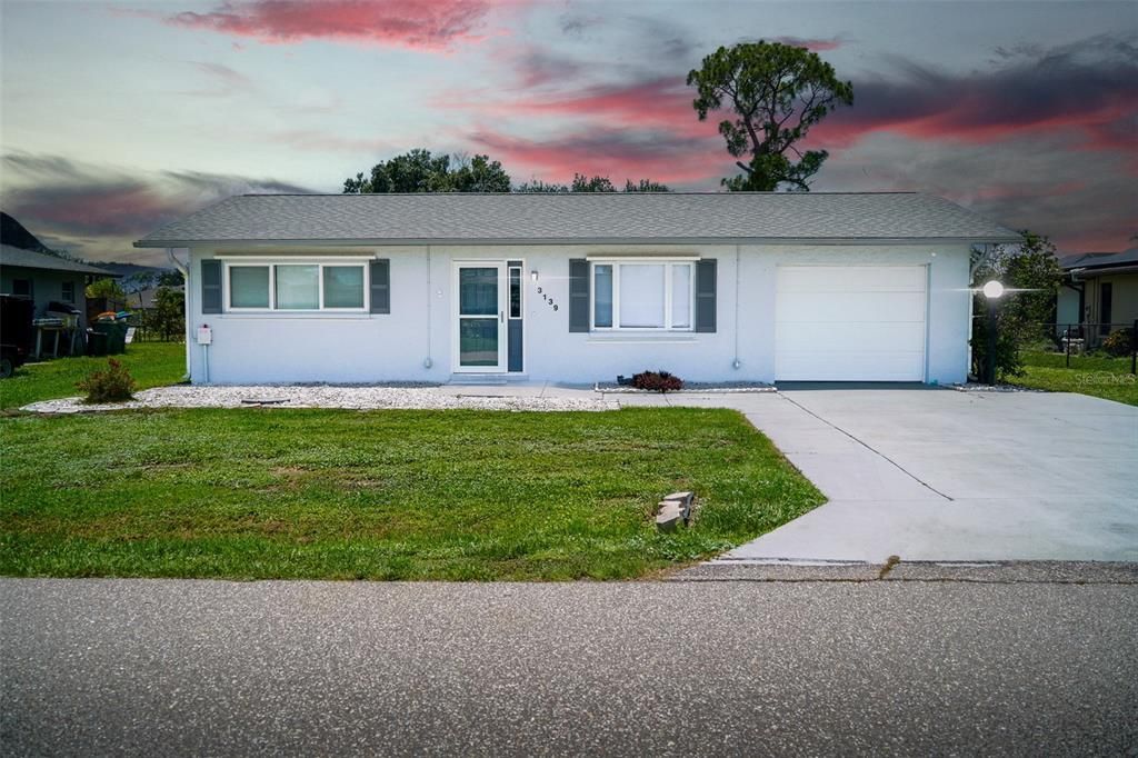 For Rent: $1,800 (3 beds, 2 baths, 1050 Square Feet)