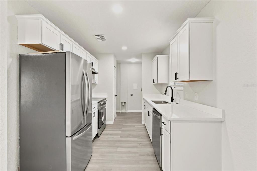 En Venta: $259,000 (4 camas, 2 baños, 1152 Pies cuadrados)