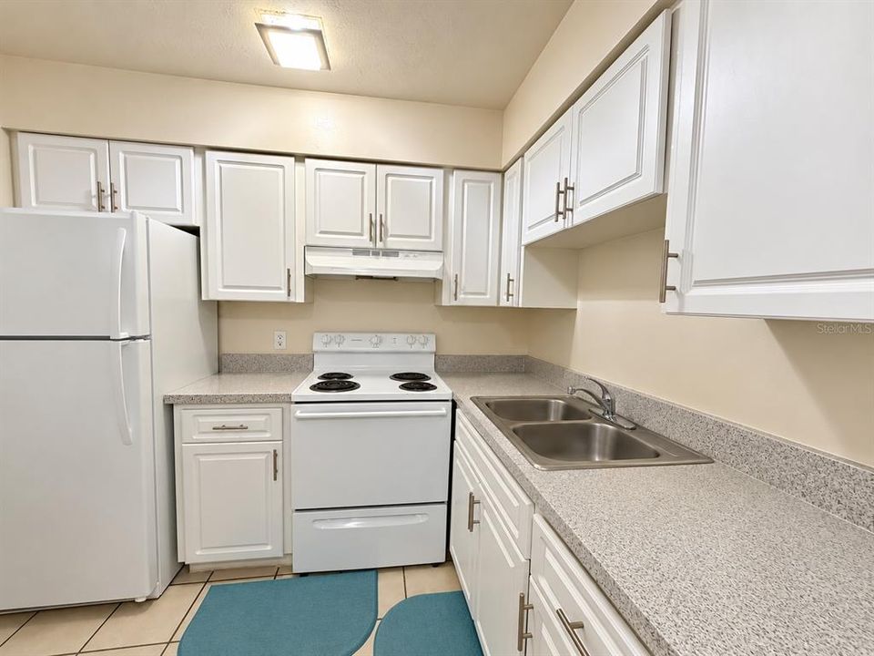 На продажу: $449,500 (4 спален, 0 ванн, 2624 Квадратных фут)