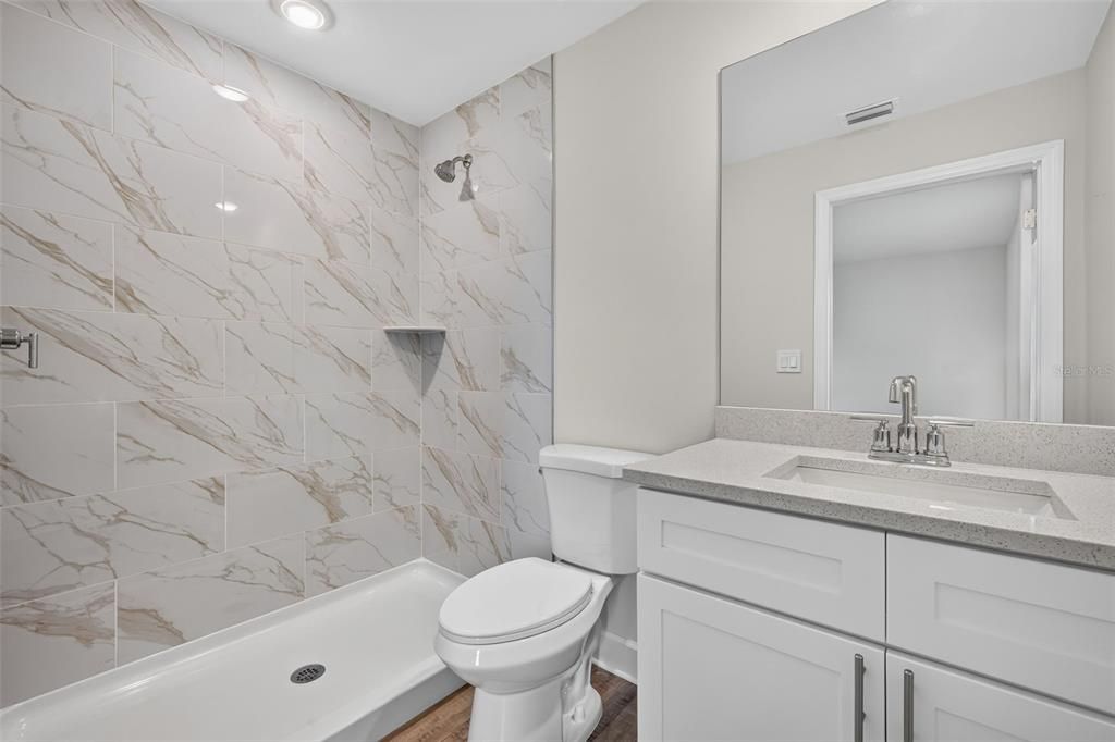 For Sale: $334,900 (3 beds, 3 baths, 1818 Square Feet)