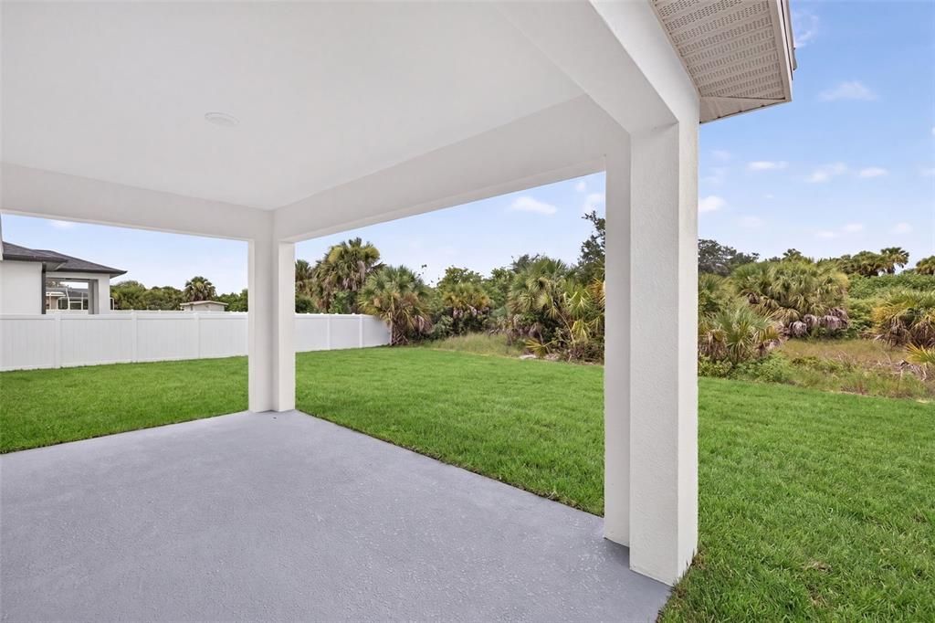 For Sale: $334,900 (3 beds, 3 baths, 1818 Square Feet)