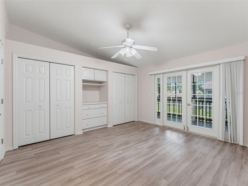 For Sale: $324,000 (2 beds, 2 baths, 1431 Square Feet)