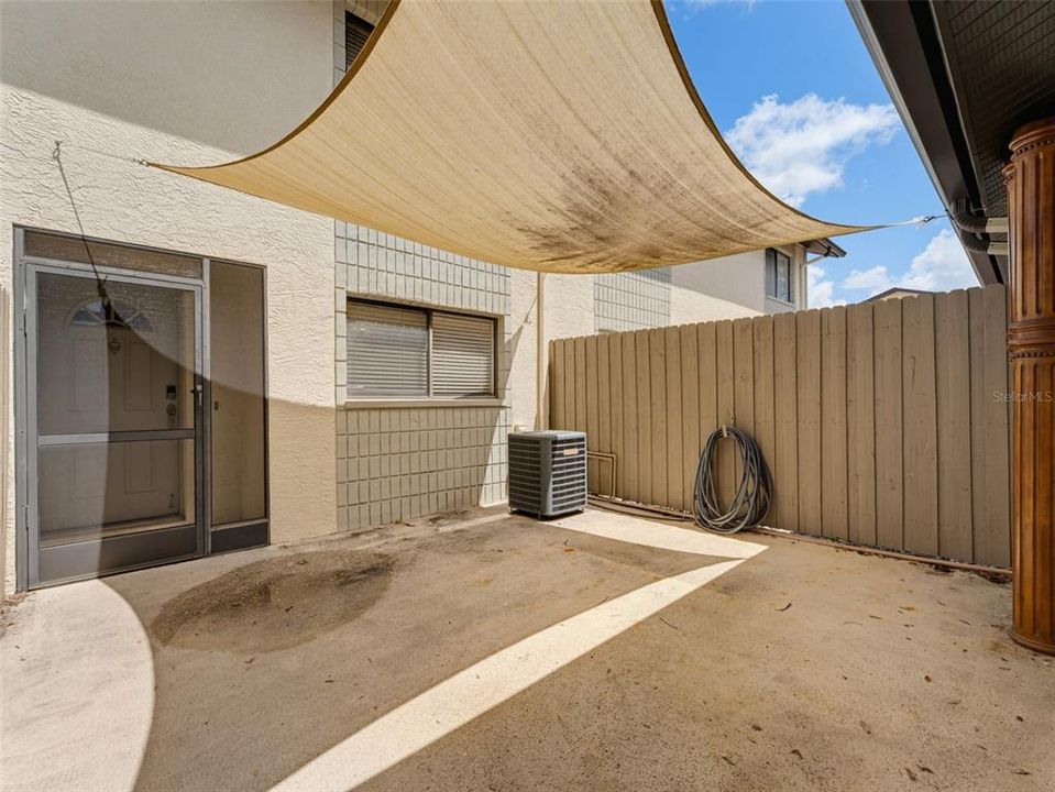 For Sale: $324,000 (2 beds, 2 baths, 1431 Square Feet)