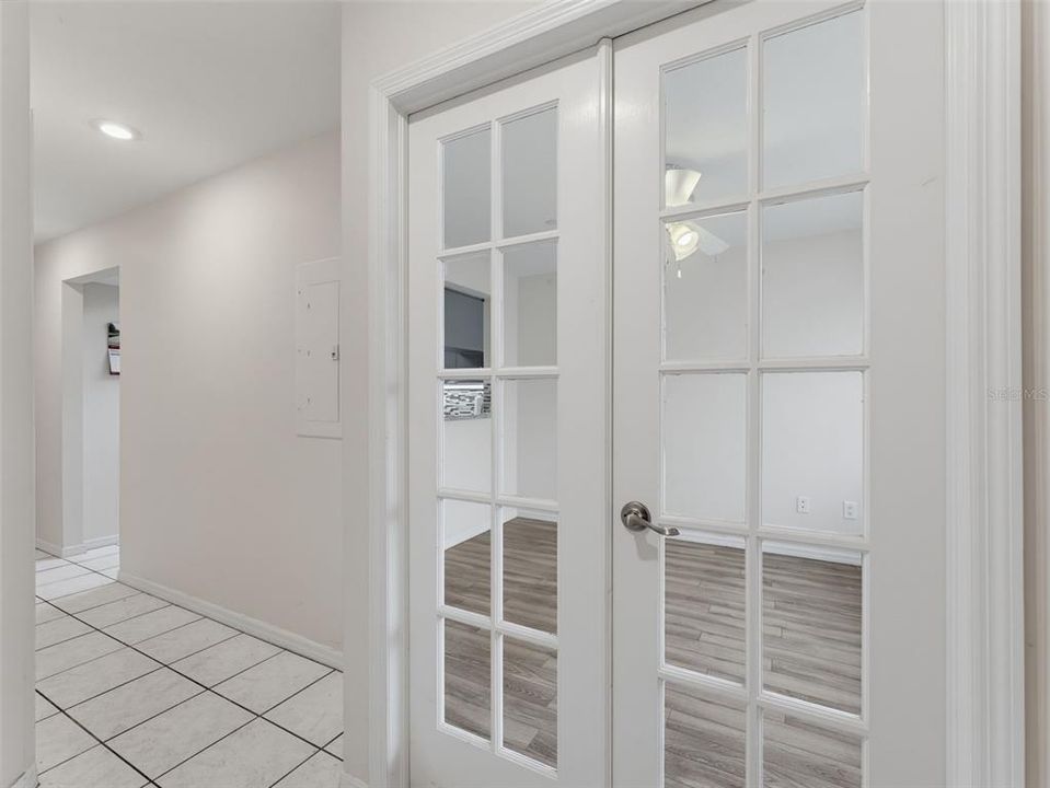 For Sale: $324,000 (2 beds, 2 baths, 1431 Square Feet)