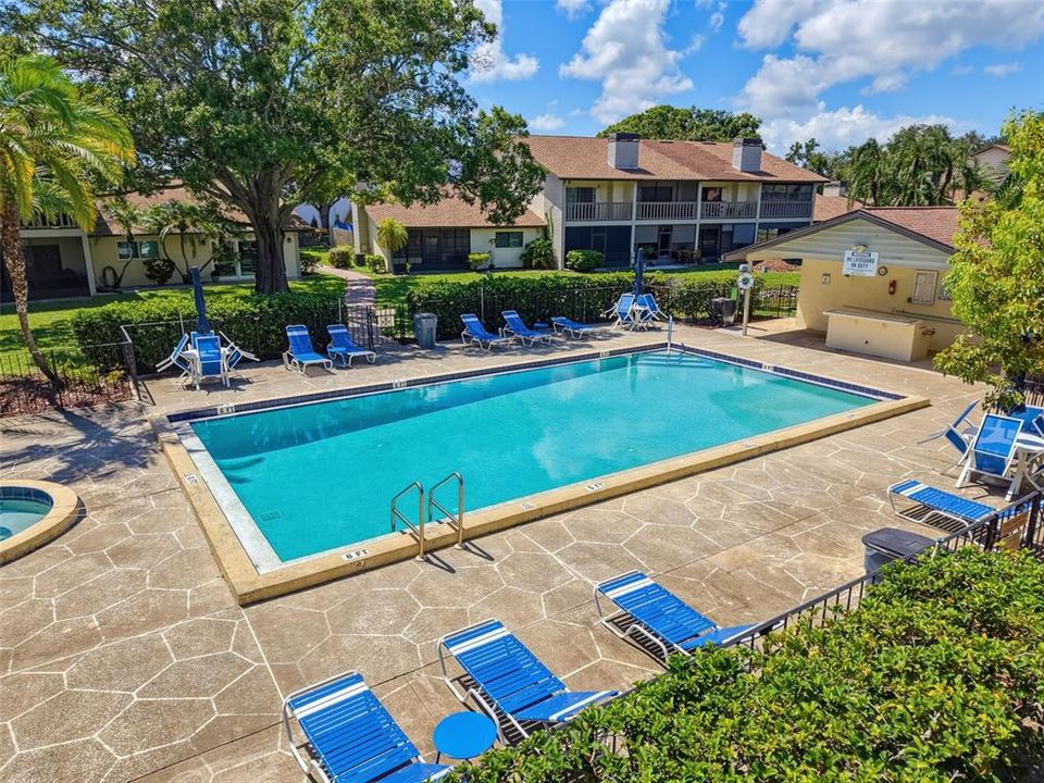 For Sale: $324,000 (2 beds, 2 baths, 1431 Square Feet)