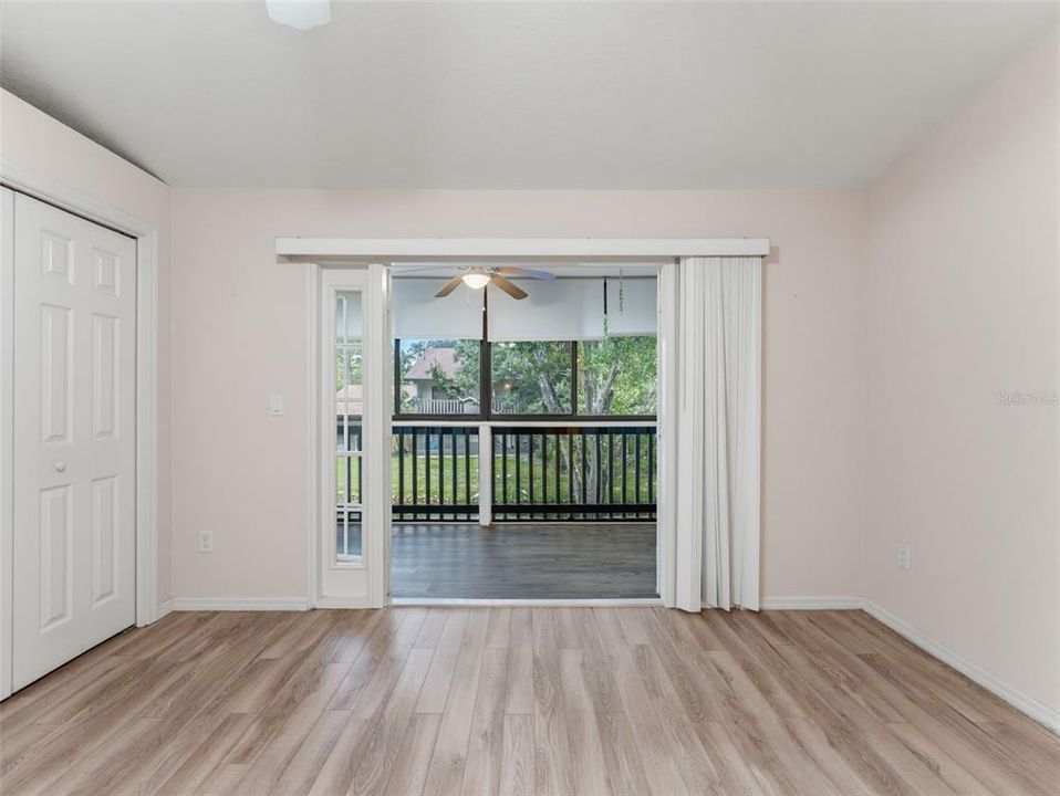 For Sale: $324,000 (2 beds, 2 baths, 1431 Square Feet)