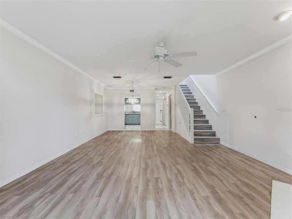 For Sale: $324,000 (2 beds, 2 baths, 1431 Square Feet)
