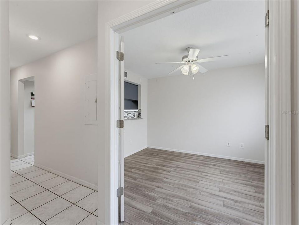 For Sale: $324,000 (2 beds, 2 baths, 1431 Square Feet)