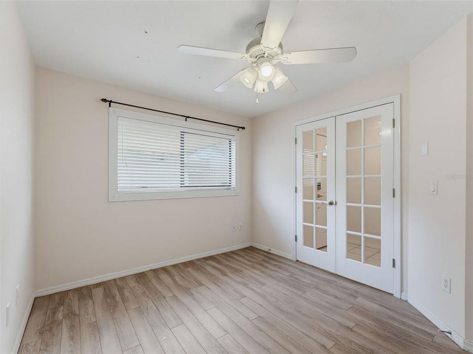 For Sale: $324,000 (2 beds, 2 baths, 1431 Square Feet)