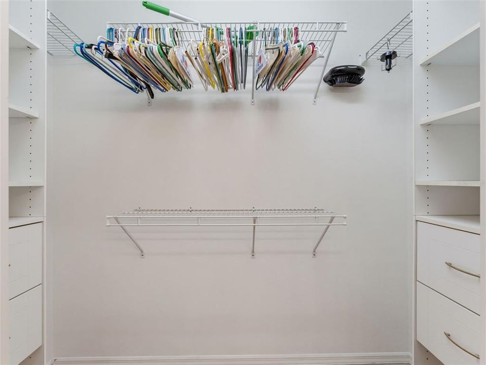 For Sale: $324,000 (2 beds, 2 baths, 1431 Square Feet)